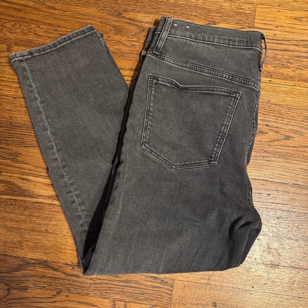 Madewell Charcoal Washed Black Classic Straight Jean 31 EUC